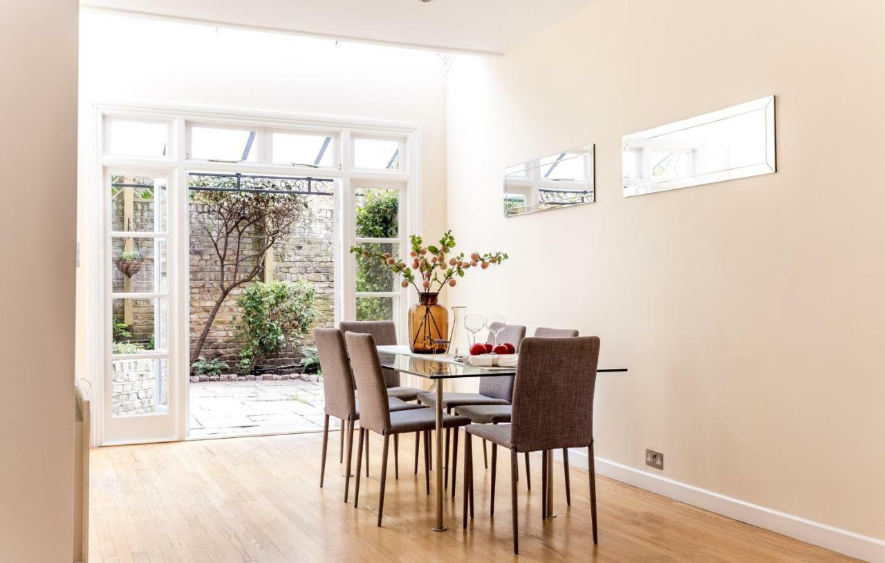 Logan Mews By Lime Street Apartment London Exterior photo