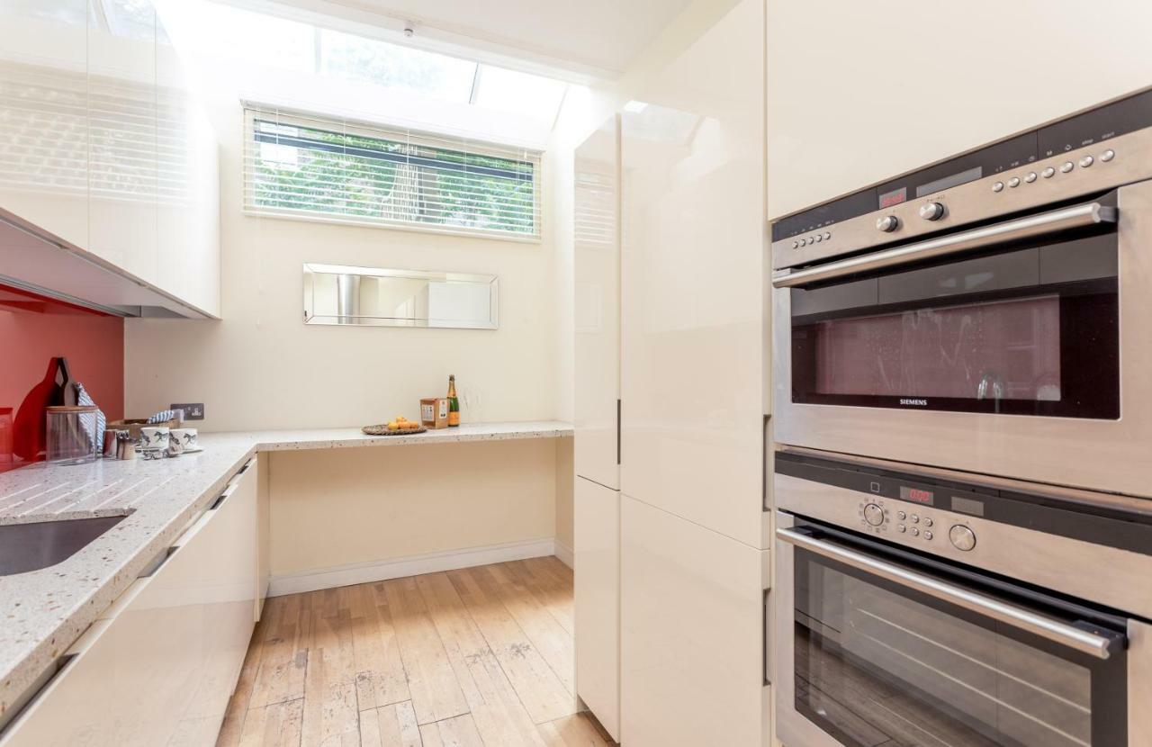 Logan Mews By Lime Street Apartment London Exterior photo